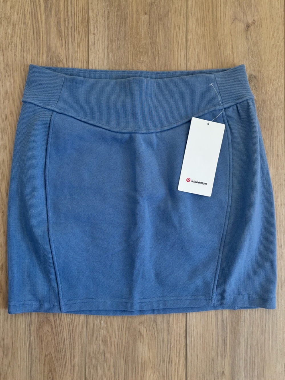 NWT Lululemon Blue Scuba Mini Skirt Large